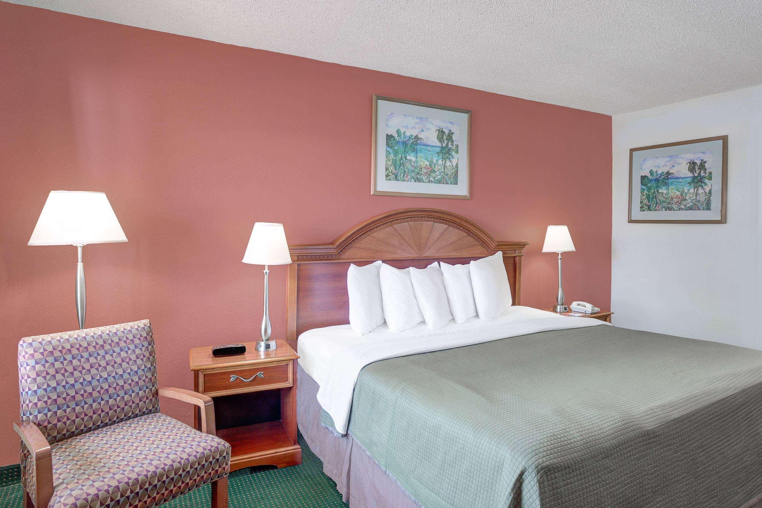 Howard Johnson By Wyndham Ft. Myers Fl Fort Myers Eksteriør bilde